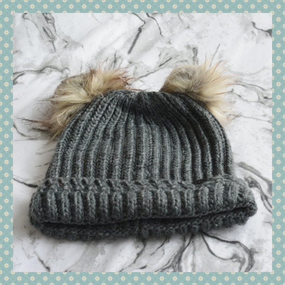 David and Young Grey Double‎ Pom Pom Beanie